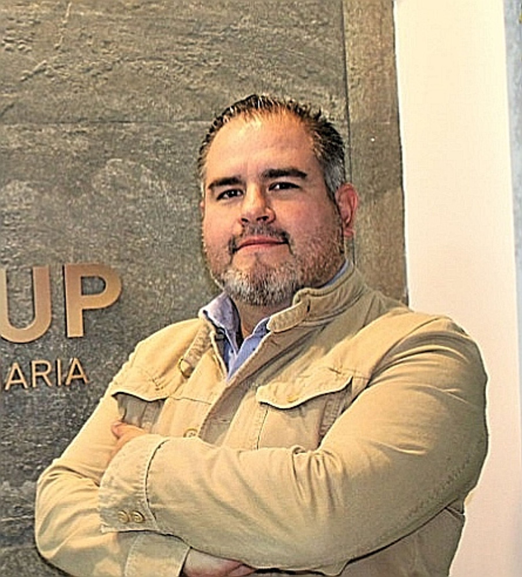 MX_(Opción Cuadrada)_Miguel Angel Mata